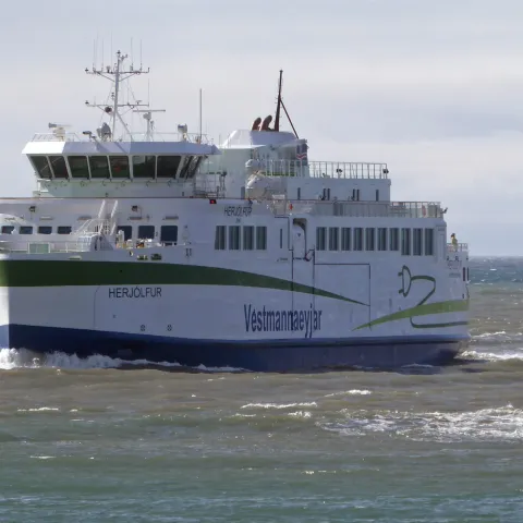 Herjólfur siglir frá Þorlákshöfn þessa dagana.